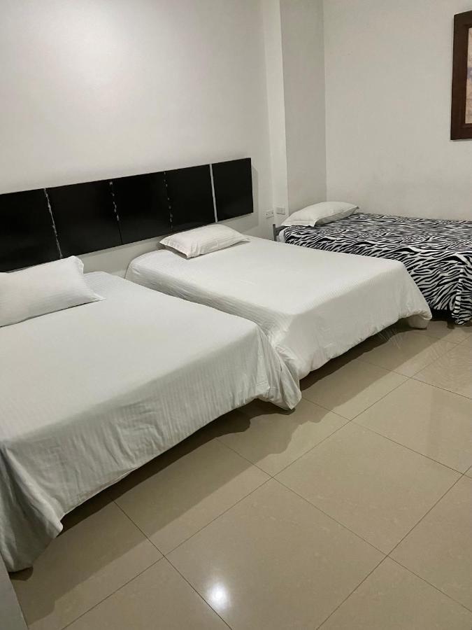 Hotel Barrancabermeja Plaza Exterior photo